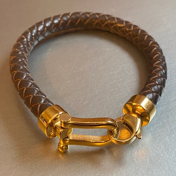 Jewelry - NEW Genuine leather gold plated bracelet